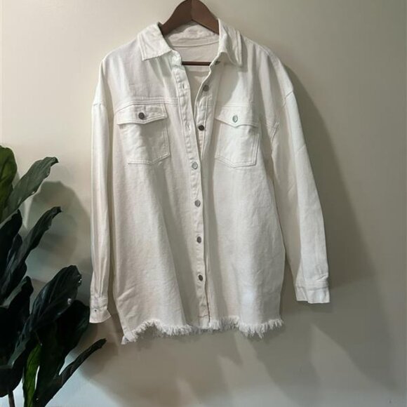 WHITE DENIM SHACKET - Women's M/L - Picture 2 of 3
